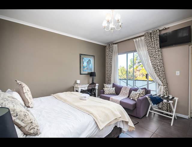 13 BEDROOM FREESTANDING FOR SALE IN SUNSET BEACH